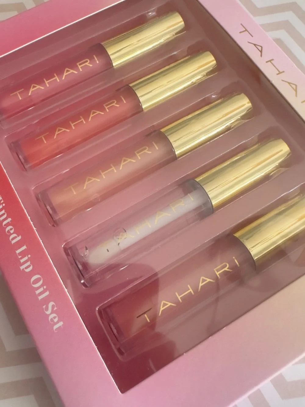 TAHARI • Lip Oil Set